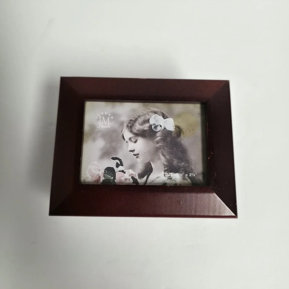 Jordan Mark Wooden Musical Jewelry Box Mahogany Finish Keepsake Photo Frame Lid